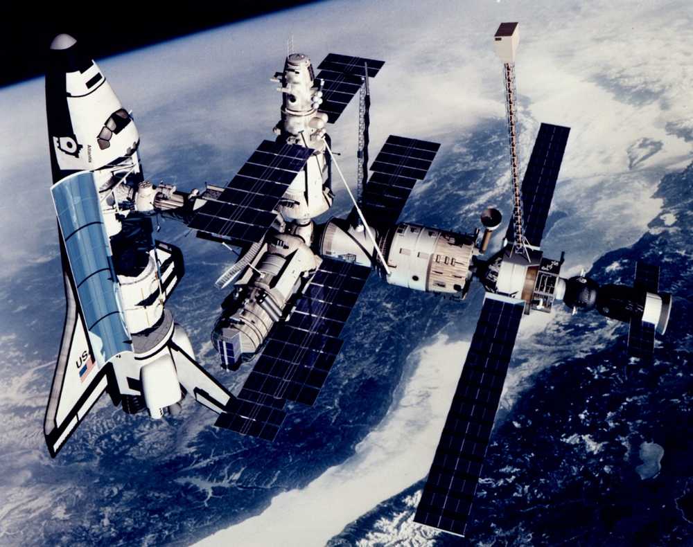 Размеры международной космической станции: что они означают?