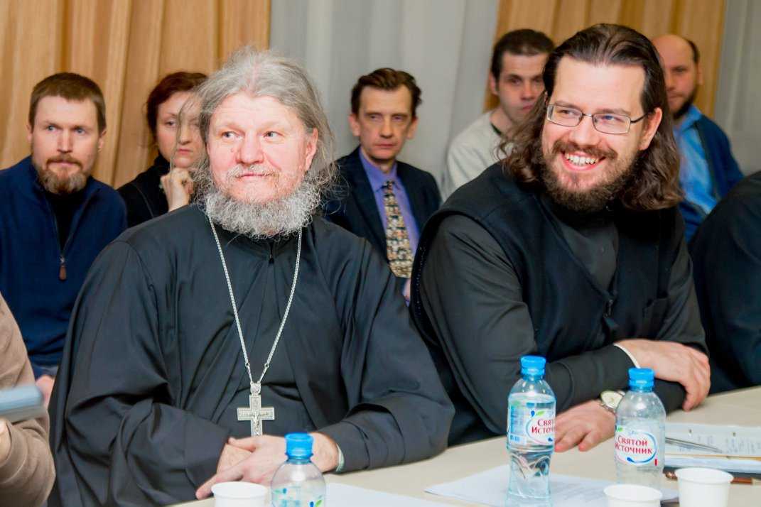 Александр панчин: «теперь в россию нахлынут теологи!» — викиновости