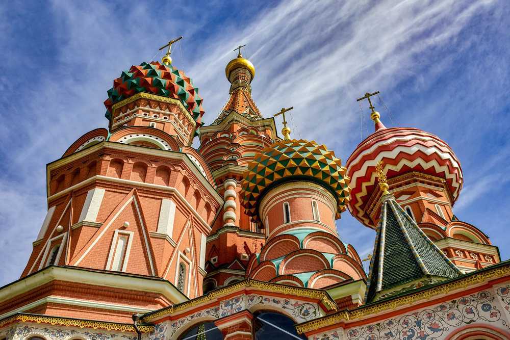 10 самых старых зданий в россии