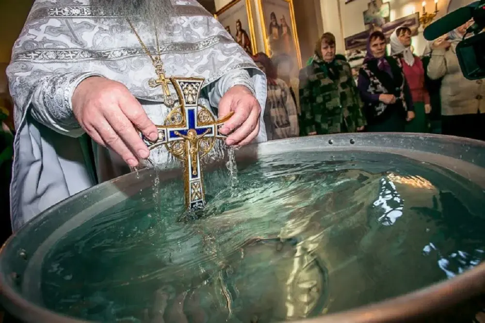 Крещенская вода: научные доказательства чудесных свойств крещенской воды - семипалатинское благочиние