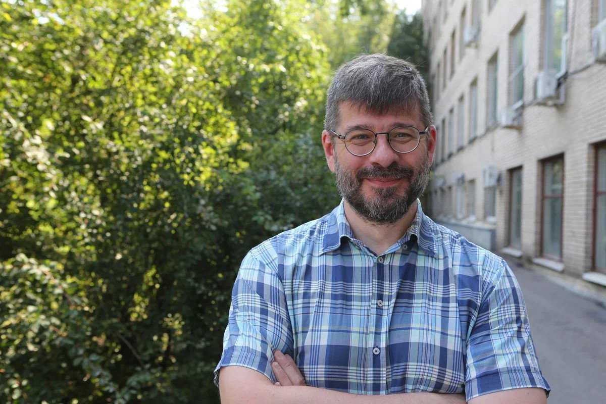 Академия наук отдаёт звания членкоров и академиков «пятой колонне»