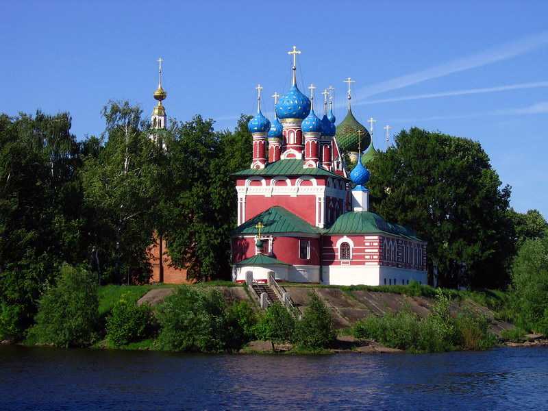 Ожившие фрески затопленного монастыря